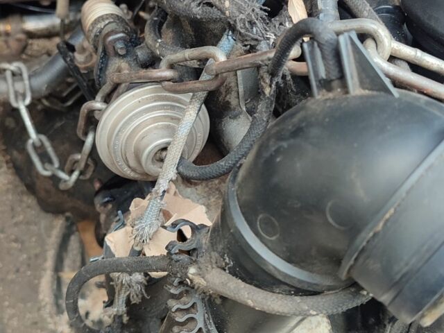 Белый Фольксваген Кадди, объемом двигателя 0 л и пробегом 333 тыс. км за 595 $, фото 6 на Automoto.ua