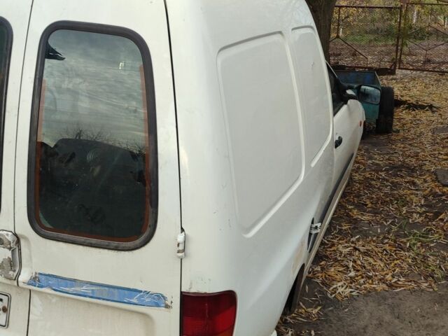 Белый Фольксваген Кадди, объемом двигателя 0 л и пробегом 333 тыс. км за 595 $, фото 12 на Automoto.ua