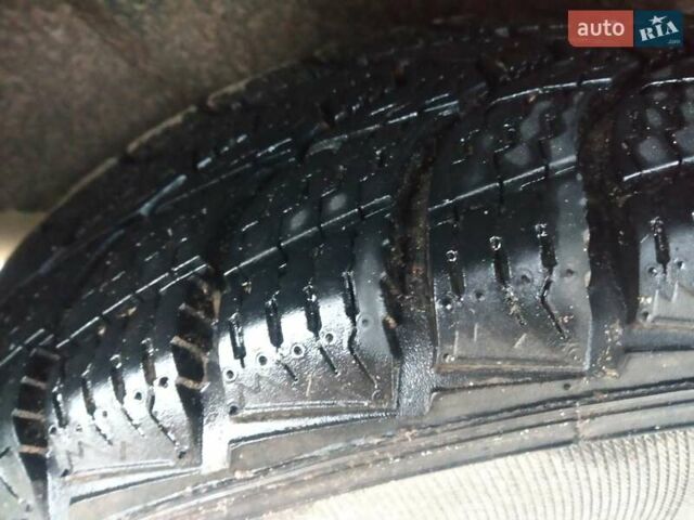 Белый Фольксваген Кадди, объемом двигателя 1.4 л и пробегом 250 тыс. км за 2500 $, фото 4 на Automoto.ua