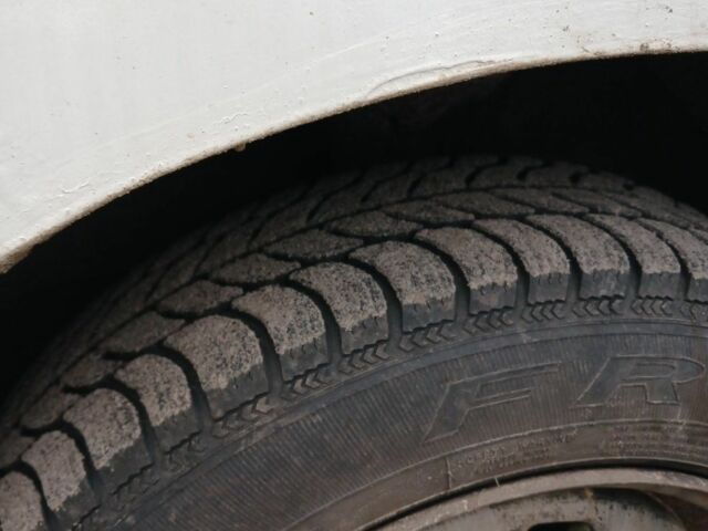 Білий Фольксваген Кадді, об'ємом двигуна 0 л та пробігом 460 тис. км за 1550 $, фото 6 на Automoto.ua