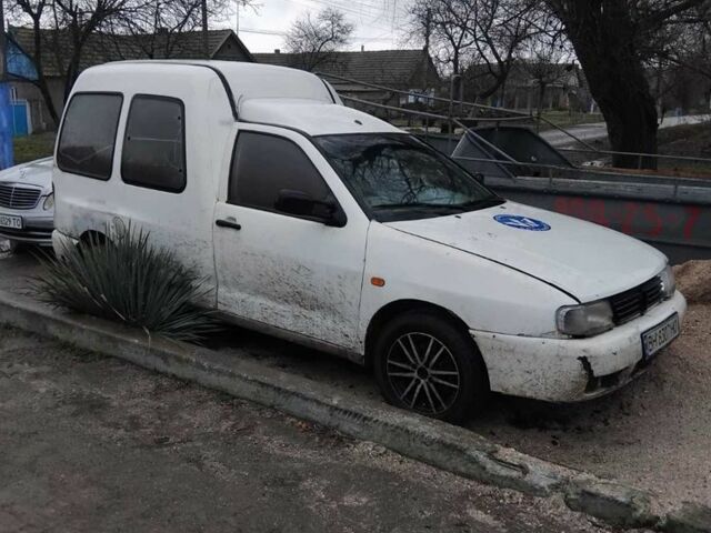 Білий Фольксваген Кадді, об'ємом двигуна 1.4 л та пробігом 1000 тис. км за 1000 $, фото 1 на Automoto.ua