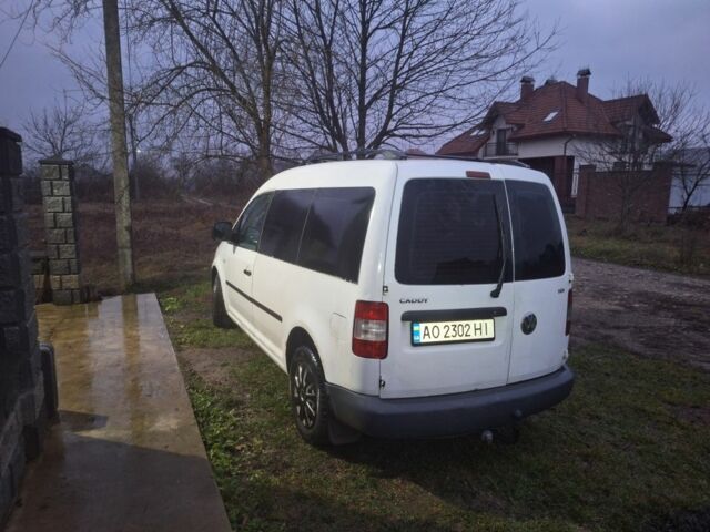 Белый Фольксваген Кадди, объемом двигателя 1.9 л и пробегом 423 тыс. км за 3994 $, фото 3 на Automoto.ua