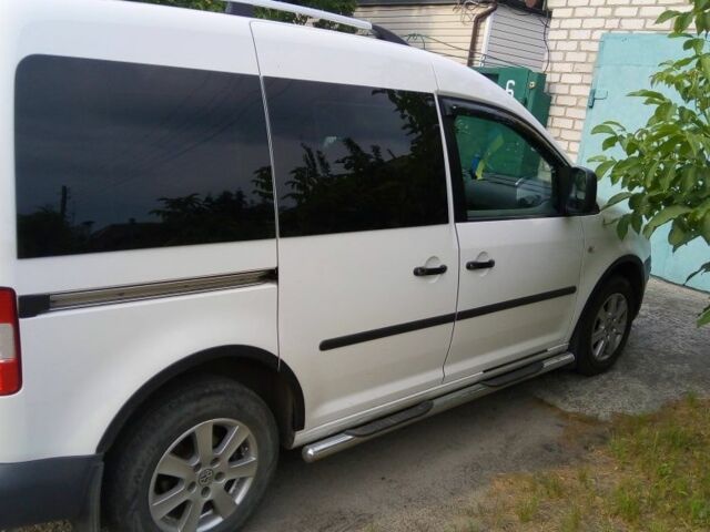 Фольксваген Кадди 2009 в Кременчуге на Automoto.ua Белый Фольксваген Кадди, объемом двигателя 2 л и пробегом 167 тыс. км за 6900 $, фото 1 на Automoto.ua