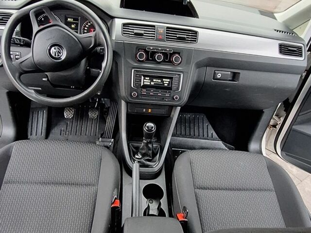 Білий Фольксваген Кадді, об'ємом двигуна 2 л та пробігом 206 тис. км за 14600 $, фото 3 на Automoto.ua