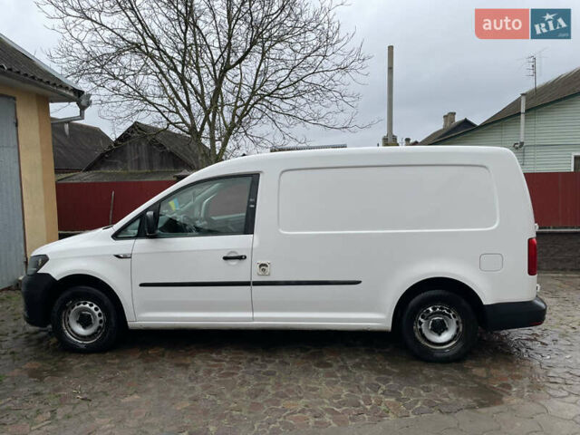 Белый Фольксваген Кадди, объемом двигателя 2 л и пробегом 290 тыс. км за 13500 $, фото 6 на Automoto.ua
