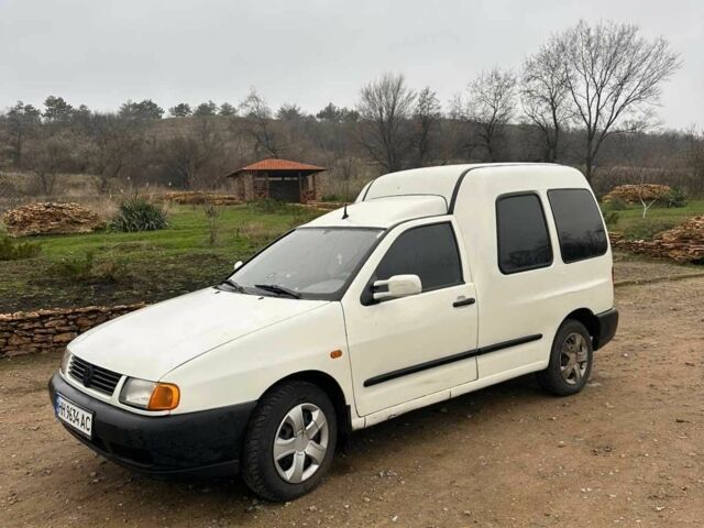 Белый Фольксваген Кадди, объемом двигателя 1.9 л и пробегом 257 тыс. км за 2600 $, фото 5 на Automoto.ua