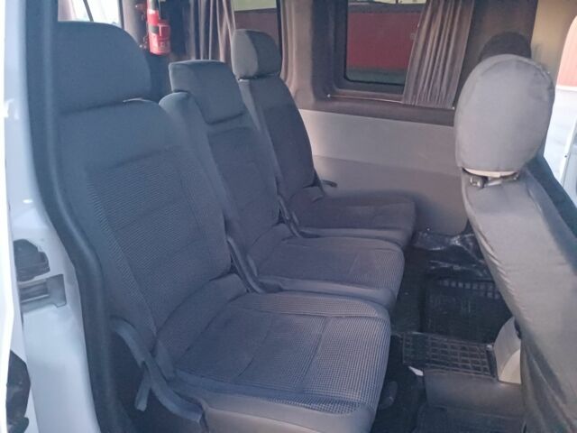 Белый Фольксваген Кадди, объемом двигателя 2 л и пробегом 350 тыс. км за 4999 $, фото 3 на Automoto.ua