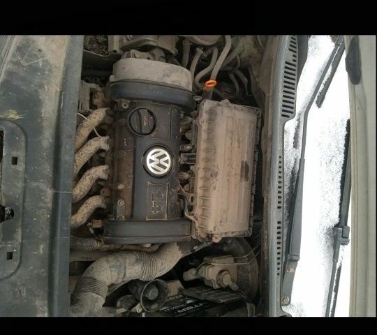 Белый Фольксваген Кадди, объемом двигателя 1 л и пробегом 800 тыс. км за 1300 $, фото 9 на Automoto.ua