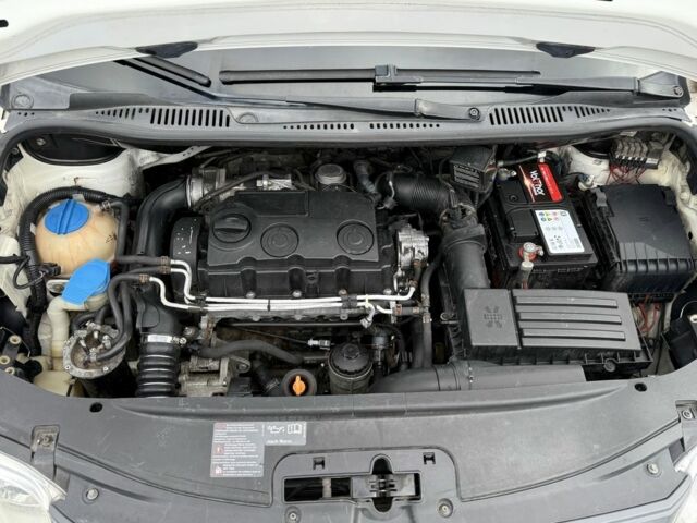 Белый Фольксваген Кадди, объемом двигателя 1.9 л и пробегом 300 тыс. км за 6500 $, фото 12 на Automoto.ua