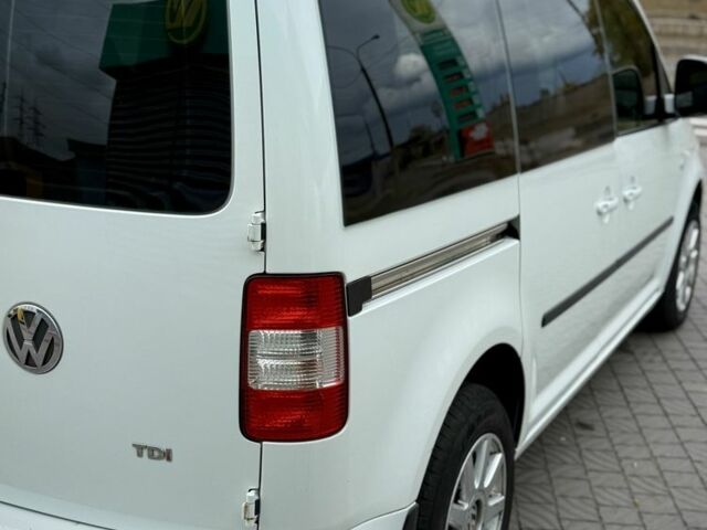 Белый Фольксваген Кадди, объемом двигателя 1.9 л и пробегом 300 тыс. км за 6500 $, фото 13 на Automoto.ua