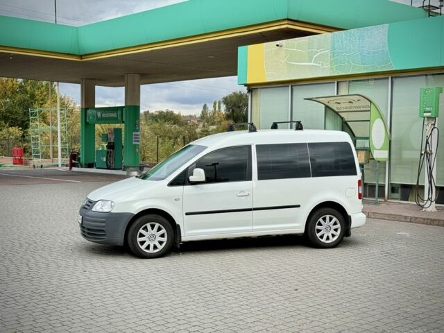 Белый Фольксваген Кадди, объемом двигателя 1.9 л и пробегом 300 тыс. км за 6500 $, фото 5 на Automoto.ua