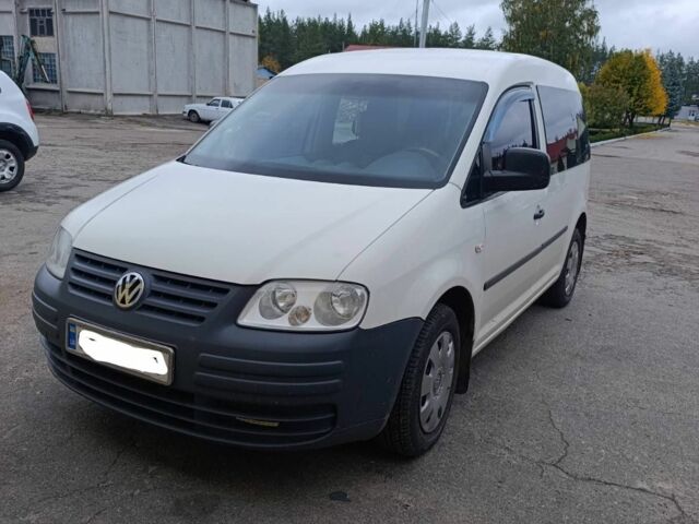 Белый Фольксваген Кадди, объемом двигателя 2 л и пробегом 280 тыс. км за 6400 $, фото 4 на Automoto.ua