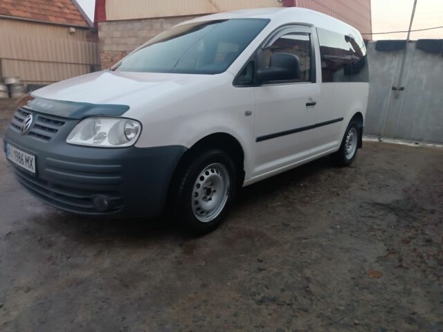 Белый Фольксваген Кадди, объемом двигателя 1.9 л и пробегом 348 тыс. км за 5100 $, фото 1 на Automoto.ua