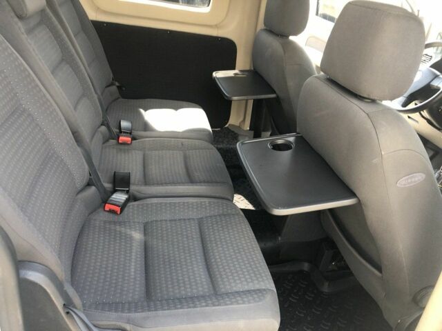 Белый Фольксваген Кадди, объемом двигателя 0 л и пробегом 358 тыс. км за 5800 $, фото 7 на Automoto.ua