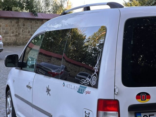 Білий Фольксваген Кадді, об'ємом двигуна 2 л та пробігом 217 тис. км за 5200 $, фото 5 на Automoto.ua