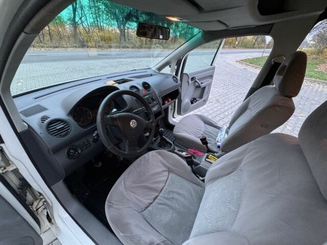 Білий Фольксваген Кадді, об'ємом двигуна 2 л та пробігом 462 тис. км за 5650 $, фото 4 на Automoto.ua