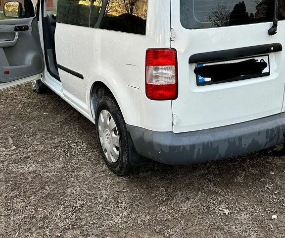 Білий Фольксваген Кадді, об'ємом двигуна 0 л та пробігом 360 тис. км за 6500 $, фото 3 на Automoto.ua