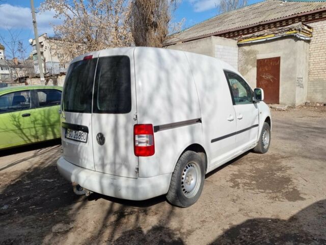 Белый Фольксваген Кадди, объемом двигателя 1.9 л и пробегом 386 тыс. км за 2600 $, фото 2 на Automoto.ua
