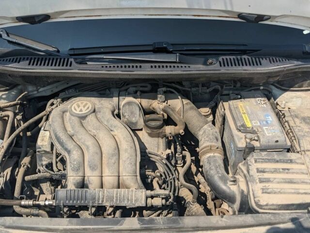 Білий Фольксваген Кадді, об'ємом двигуна 2 л та пробігом 147 тис. км за 7140 $, фото 6 на Automoto.ua