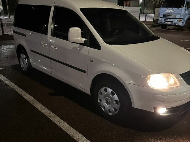 Білий Фольксваген Кадді, об'ємом двигуна 1.9 л та пробігом 300 тис. км за 8000 $, фото 4 на Automoto.ua