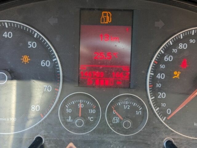 Білий Фольксваген Кадді, об'ємом двигуна 2 л та пробігом 147 тис. км за 7140 $, фото 5 на Automoto.ua