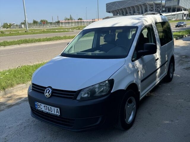 Белый Фольксваген Кадди, объемом двигателя 1.2 л и пробегом 320 тыс. км за 6199 $, фото 1 на Automoto.ua