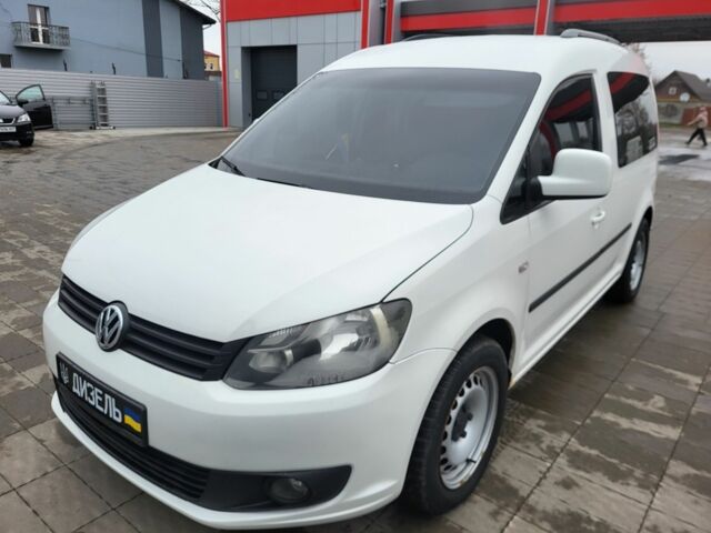 Белый Фольксваген Кадди, объемом двигателя 1.6 л и пробегом 333 тыс. км за 6600 $, фото 2 на Automoto.ua