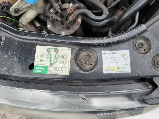 Білий Фольксваген Кадді, об'ємом двигуна 1.6 л та пробігом 333 тис. км за 6900 $, фото 21 на Automoto.ua