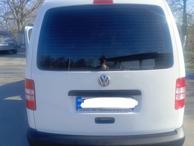 Белый Фольксваген Кадди, объемом двигателя 1.6 л и пробегом 268 тыс. км за 8750 $, фото 5 на Automoto.ua
