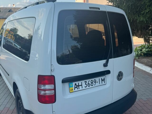 Белый Фольксваген Кадди, объемом двигателя 1.6 л и пробегом 190 тыс. км за 8700 $, фото 2 на Automoto.ua