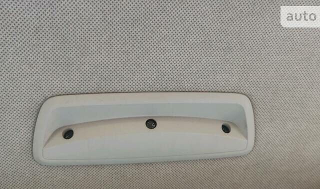 Білий Фольксваген Кадді, об'ємом двигуна 1.6 л та пробігом 360 тис. км за 8599 $, фото 18 на Automoto.ua