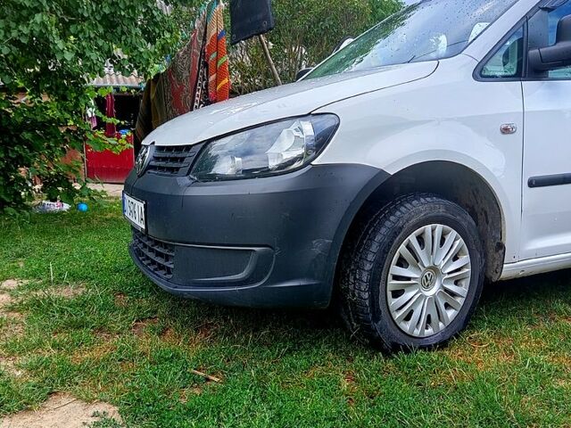 Білий Фольксваген Кадді, об'ємом двигуна 1.6 л та пробігом 208 тис. км за 8000 $, фото 8 на Automoto.ua