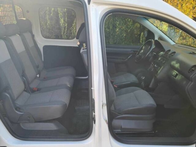 Фольксваген Кадди 2014 в Луцке на Automoto.ua Белый Фольксваген Кадди, объемом двигателя 2 л и пробегом 272 тыс. км за 11200 $, фото 1 на Automoto.ua