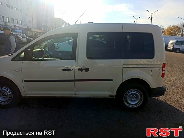 Бежевий Фольксваген Кадді, об'ємом двигуна 2 л та пробігом 252 тис. км за 9000 $, фото 2 на Automoto.ua