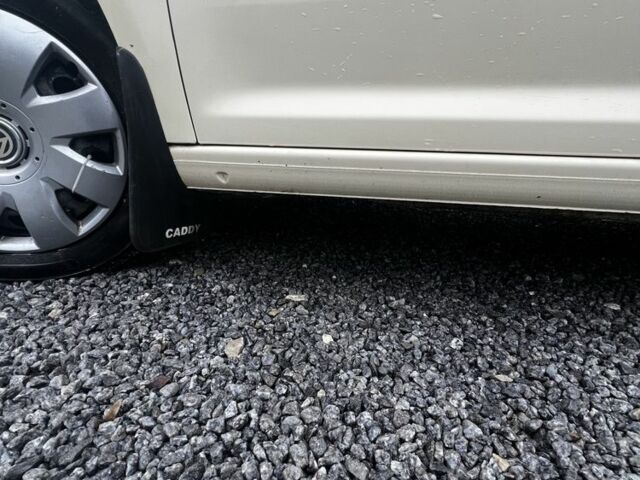 Бежевый Фольксваген Кадди, объемом двигателя 1.9 л и пробегом 3 тыс. км за 9200 $, фото 2 на Automoto.ua