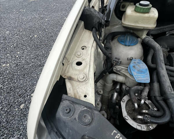 Бежевий Фольксваген Кадді, об'ємом двигуна 1.9 л та пробігом 350 тис. км за 9200 $, фото 7 на Automoto.ua