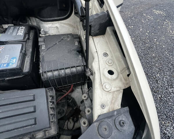 Бежевий Фольксваген Кадді, об'ємом двигуна 1.9 л та пробігом 350 тис. км за 9200 $, фото 8 на Automoto.ua