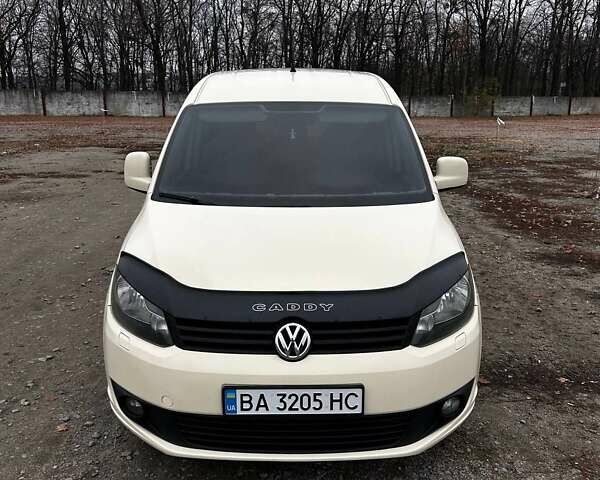 Бежевый Фольксваген Кадди, объемом двигателя 1.6 л и пробегом 250 тыс. км за 10300 $, фото 5 на Automoto.ua