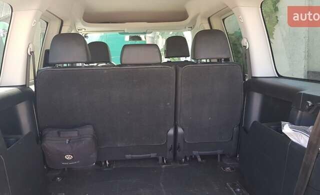 Бежевий Фольксваген Кадді, об'ємом двигуна 1.97 л та пробігом 300 тис. км за 14300 $, фото 2 на Automoto.ua
