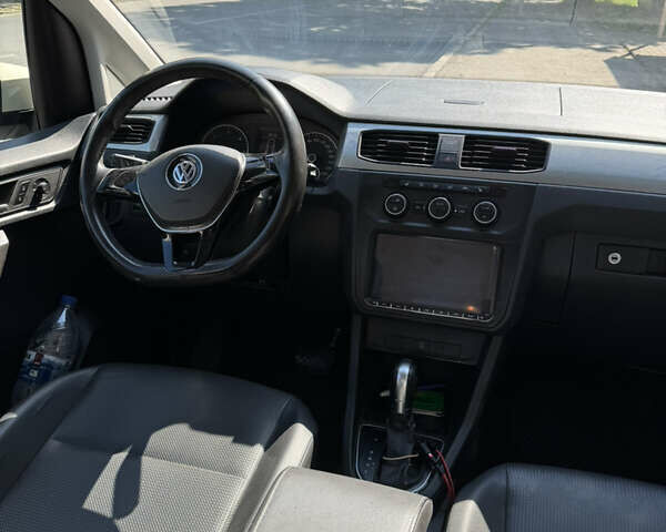 Бежевый Фольксваген Кадди, объемом двигателя 2 л и пробегом 86 тыс. км за 25000 $, фото 9 на Automoto.ua