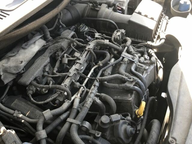 Бежевий Фольксваген Кадді, об'ємом двигуна 2 л та пробігом 300 тис. км за 14000 $, фото 20 на Automoto.ua