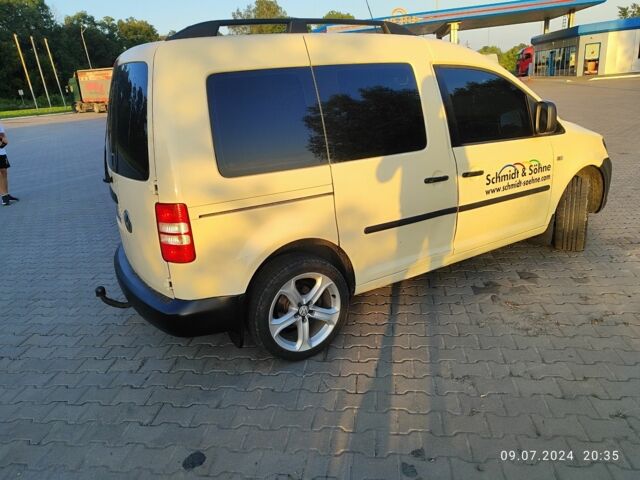 Бежевий Фольксваген Кадді, об'ємом двигуна 1.6 л та пробігом 350 тис. км за 11000 $, фото 3 на Automoto.ua