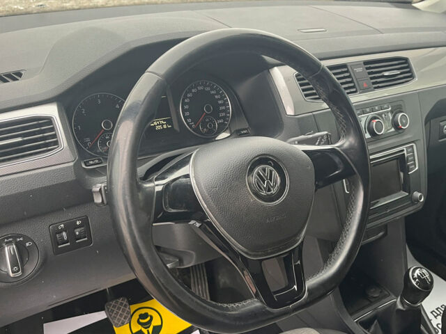 Черный Фольксваген Кадди, объемом двигателя 2 л и пробегом 205 тыс. км за 14999 $, фото 10 на Automoto.ua