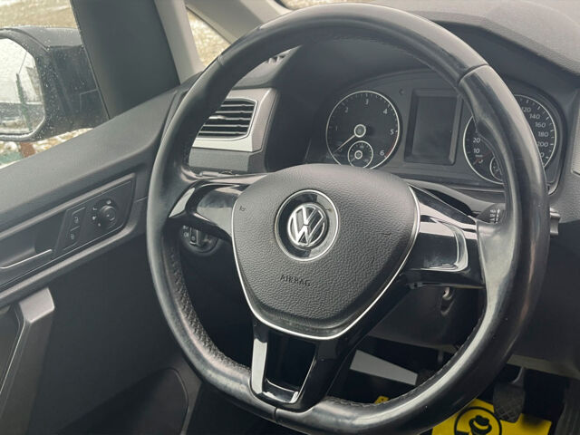 Черный Фольксваген Кадди, объемом двигателя 2 л и пробегом 205 тыс. км за 14999 $, фото 19 на Automoto.ua