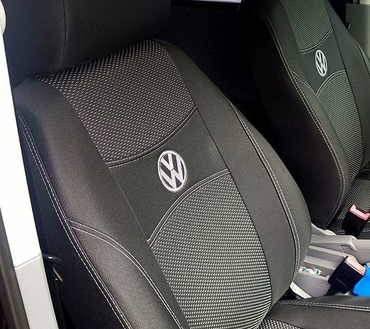 Черный Фольксваген Кадди, объемом двигателя 1.6 л и пробегом 70 тыс. км за 7000 $, фото 6 на Automoto.ua