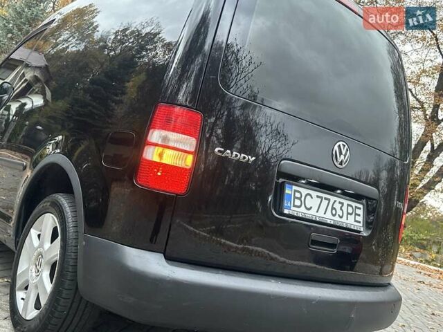 Черный Фольксваген Кадди, объемом двигателя 1.2 л и пробегом 236 тыс. км за 5950 $, фото 51 на Automoto.ua