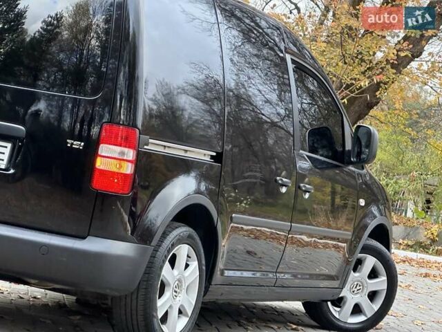 Черный Фольксваген Кадди, объемом двигателя 1.2 л и пробегом 236 тыс. км за 5950 $, фото 25 на Automoto.ua