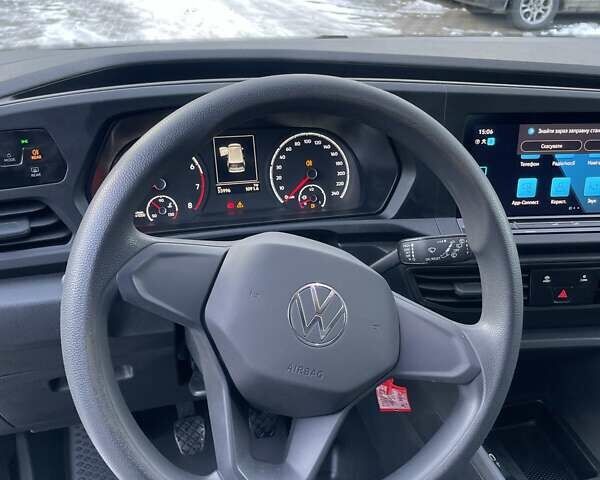 Черный Фольксваген Кадди, объемом двигателя 1.5 л и пробегом 55 тыс. км за 15990 $, фото 10 на Automoto.ua