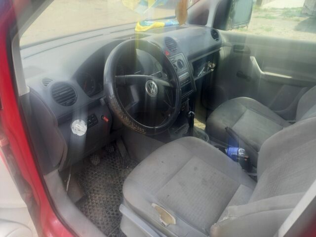 Черный Фольксваген Кадди, объемом двигателя 1 л и пробегом 350 тыс. км за 1850 $, фото 3 на Automoto.ua