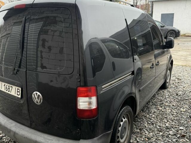 Черный Фольксваген Кадди, объемом двигателя 2 л и пробегом 403 тыс. км за 4600 $, фото 2 на Automoto.ua